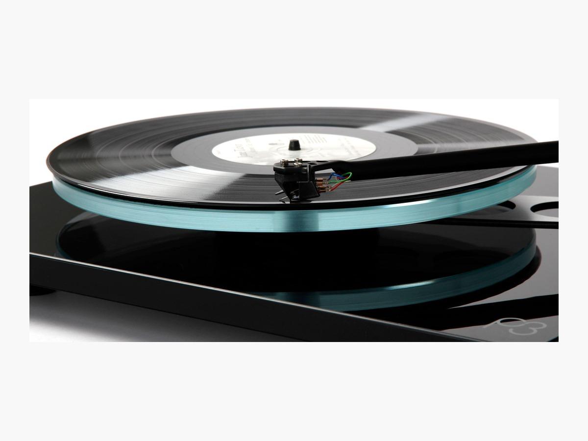 Rega Planar 3 Turntable with Iconic Double Brace Design Gloss Black - REGA LABS