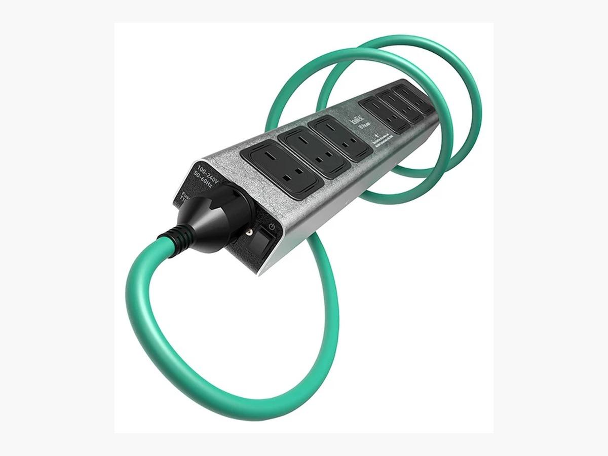 IsoTek V5 Polaris Power Conditioner - Premium Performance - ISOTEK