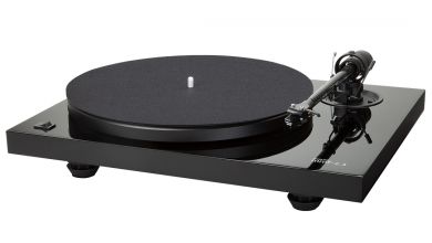 Music Hall MMF-2.3 Turntable with pre-mounted cartridge